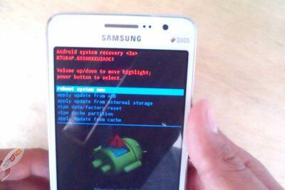 Menú de recuperación del sistema Android de Samsung Grand Prime: reiniciar el sistema ahora, aplicar actualización, borrar datos/restablecimiento de fábrica, borrar caché.